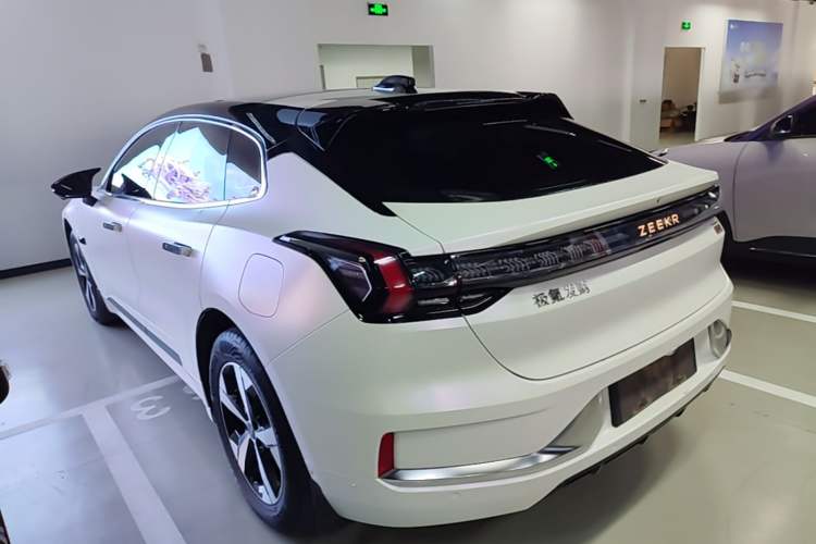 Used Zeekr 001 2023 WE Edition 86 kWh Exterior 2