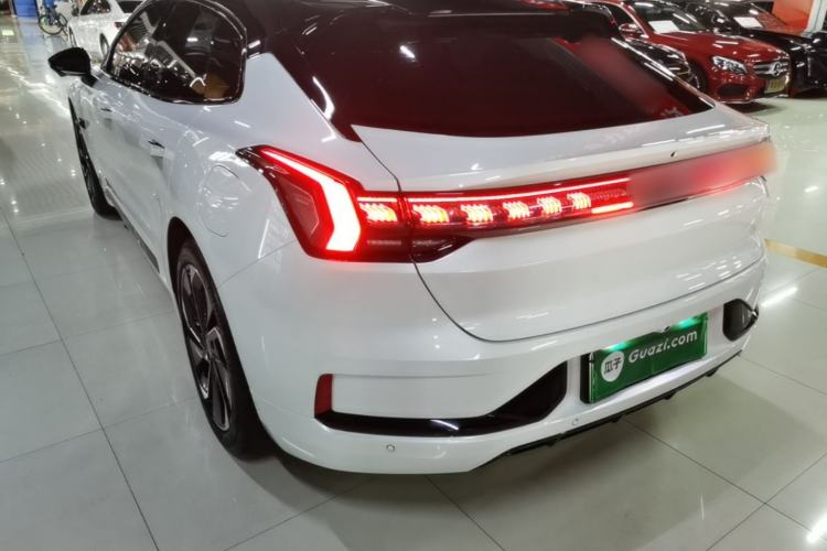 Used Zeekr 001 2023 WE Edition 86 kWh Exterior 2