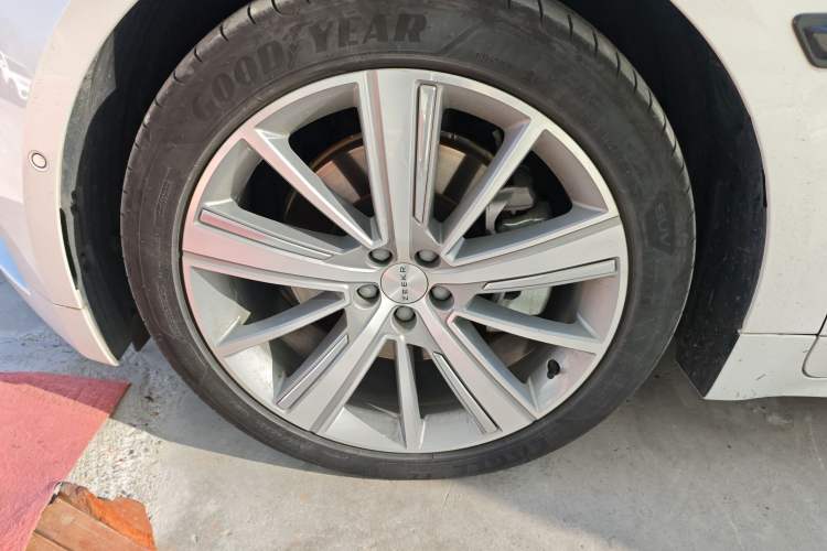 Used Zeekr 001 2023 WE Edition 100 kWh Exterior 3