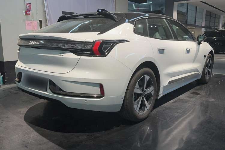 Used Zeekr 001 2023 WE Edition 100 kWh Exterior 3