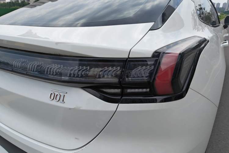 Used Zeekr 001 2023 WE Edition 86 kWh Exterior 3