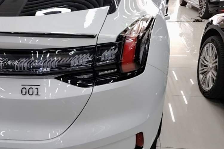 Used Zeekr 001 2023 WE Edition 100 kWh Exterior 3