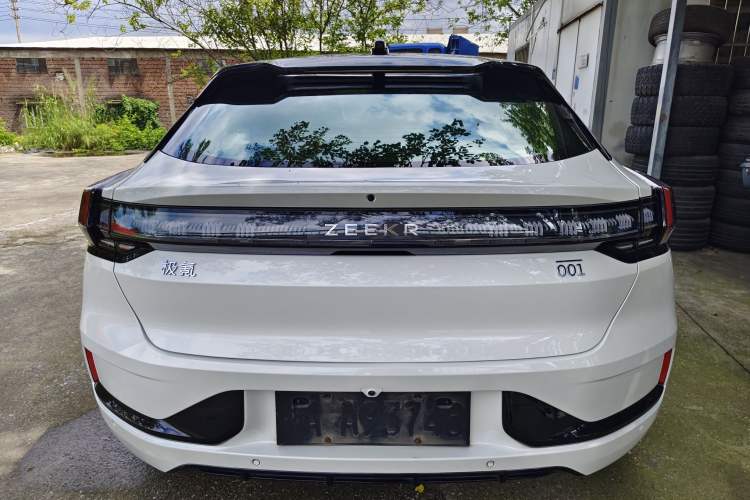 Used Zeekr 001 2023 WE Edition 100 kWh Exterior 4