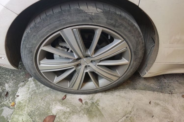 Used Zeekr 001 2023 WE Edition 100 kWh Exterior 5
