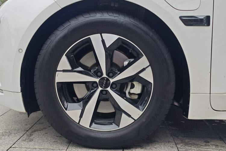 Used Zeekr 001 2023 WE Edition 100 kWh Exterior 7