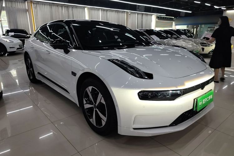 Used Zeekr 001 2023 WE Edition 100 kWh Front Right 45 Deg