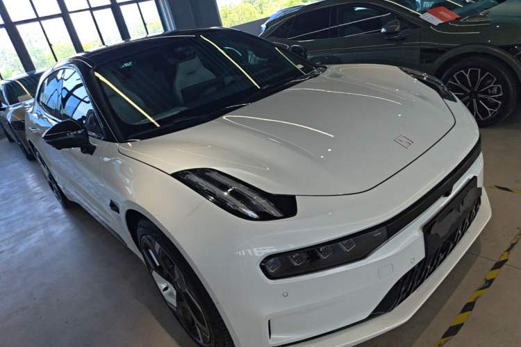 Used Zeekr 001 2023 WE Edition 100 kWh Front Right 45 Deg