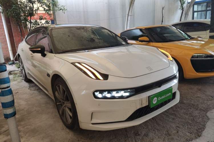 Used Zeekr 001 2023 WE Edition 100 kWh Front Right 45 Deg