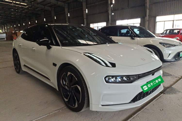 Used Zeekr 001 2023 ME Edition 100 kWh Front Right 45 Deg