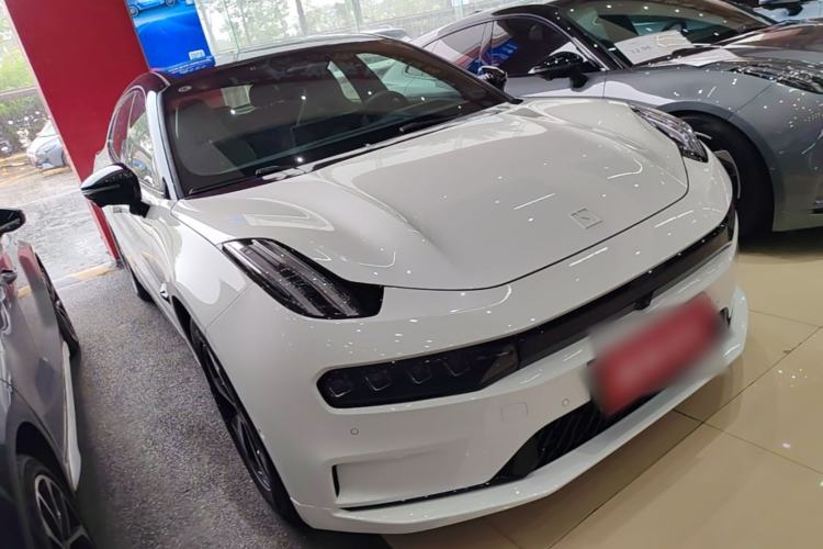 Used Zeekr 001 2023 WE Edition 100 kWh Front Right 45 Deg