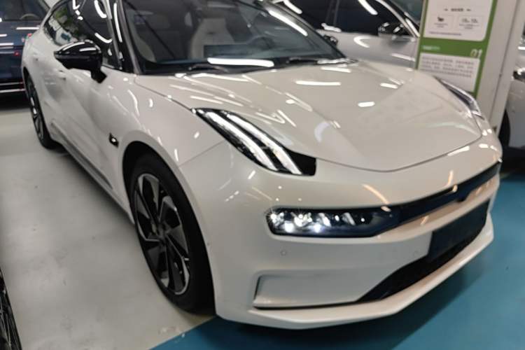Used Zeekr 001 2023 WE Edition 86 kWh Front Right 45 Deg