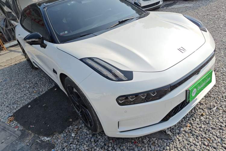 Used Zeekr 001 2023 ME Edition 100 kWh Front Right 45 Deg
