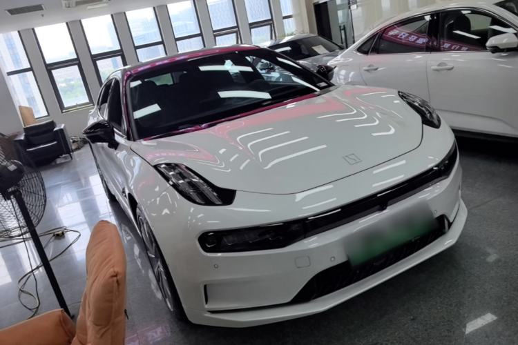 Used Zeekr 001 2023 WE Edition 100 kWh Front Right 45 Deg