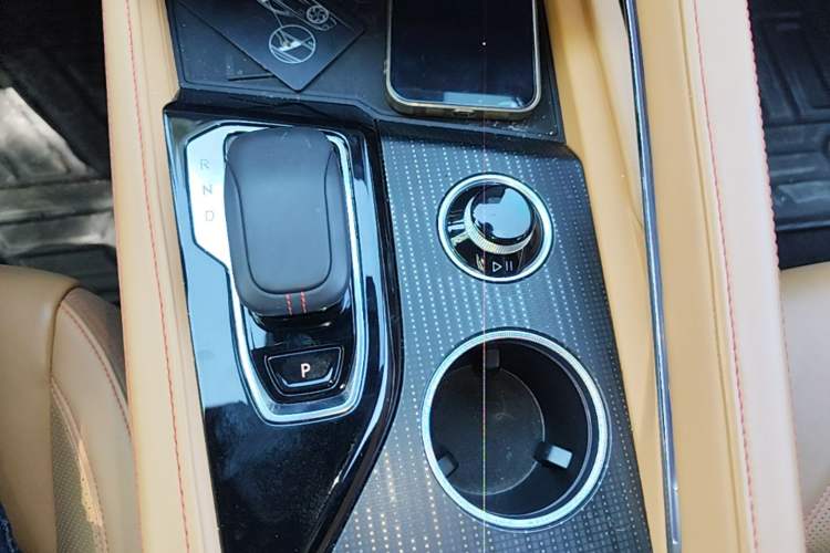 Used Zeekr 001 2023 WE Edition 86 kWh Gear Lever