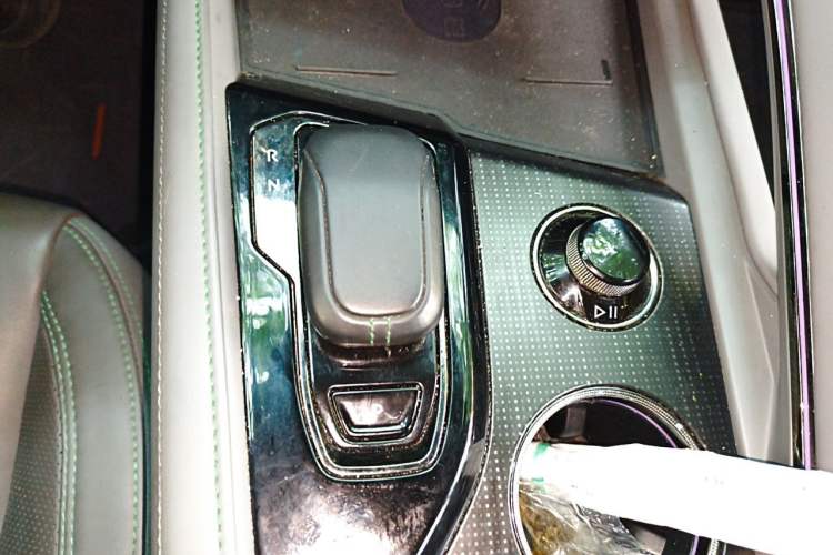 Used Zeekr 001 2023 WE Edition 100 kWh Gear Lever