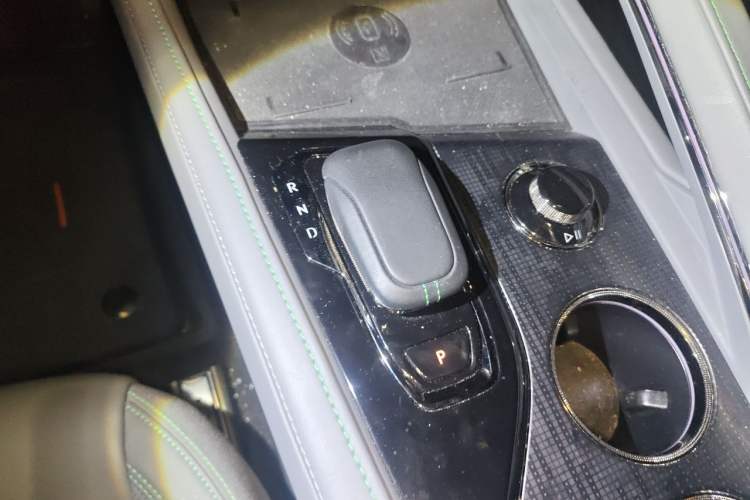 Used Zeekr 001 2023 ME Edition 100 kWh Gear Lever