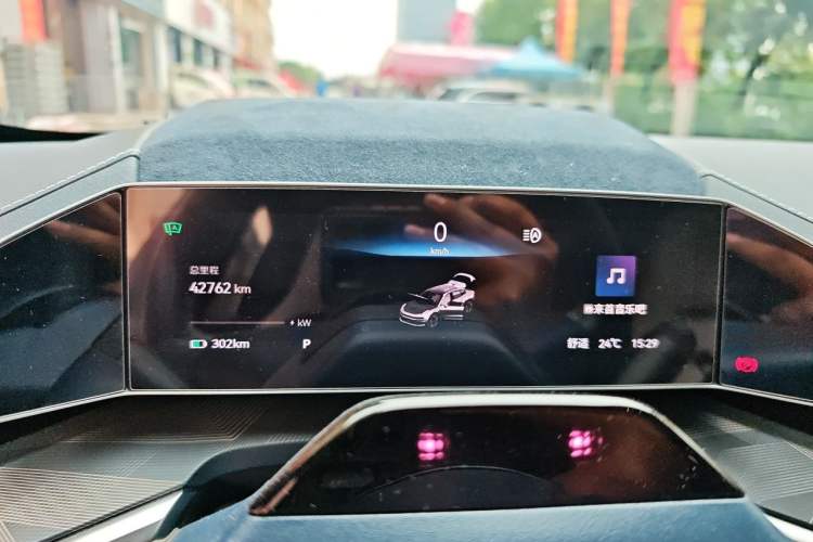Used Zeekr 001 2023 ME Edition 100 kWh Instrument Cluster