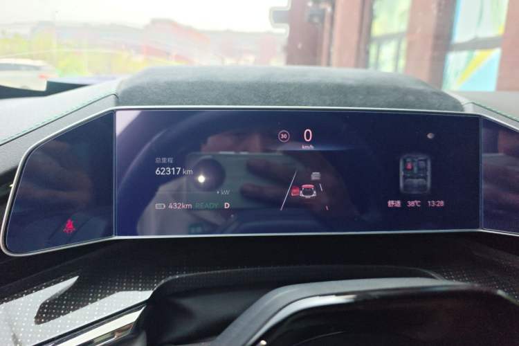 Used Zeekr 001 2023 WE Edition 86 kWh Instrument Cluster