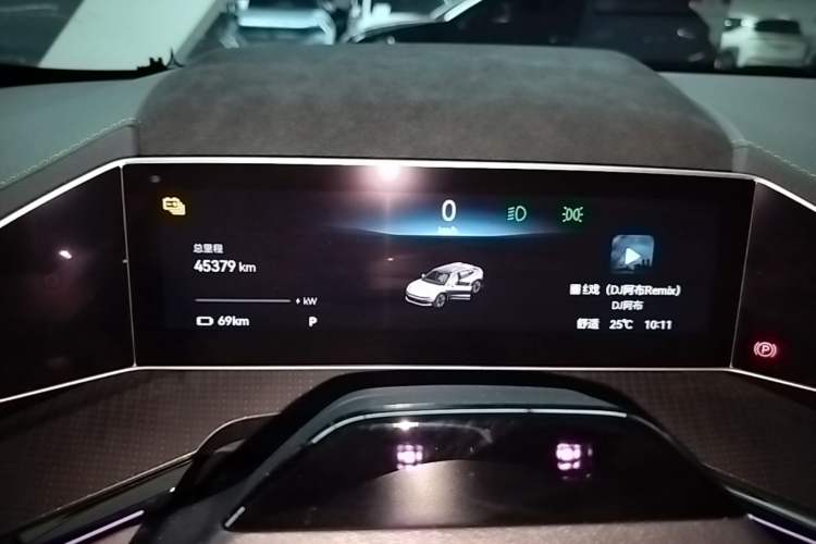 Used Zeekr 001 2023 WE Edition 100 kWh Instrument Cluster