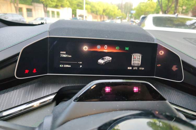 Used Zeekr 001 2023 WE Edition 100 kWh Instrument Cluster