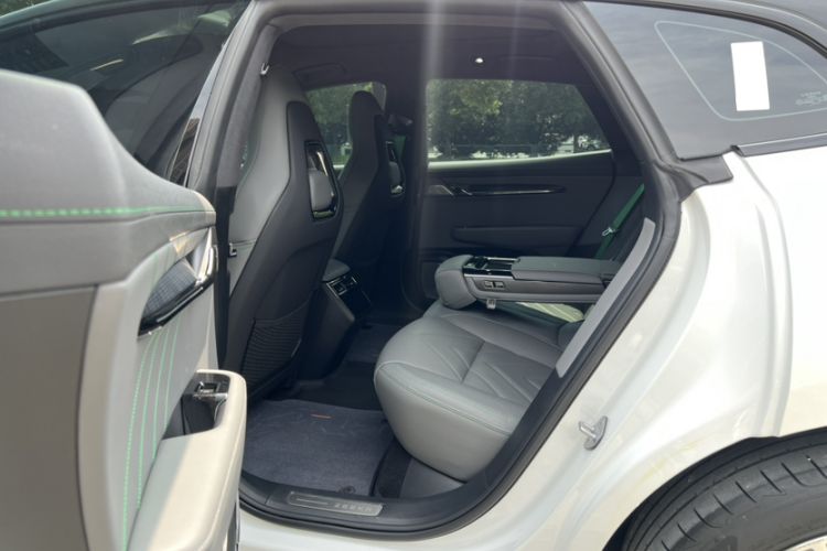 Used Zeekr 001 2023 WE Edition 100 kWh Interior 1