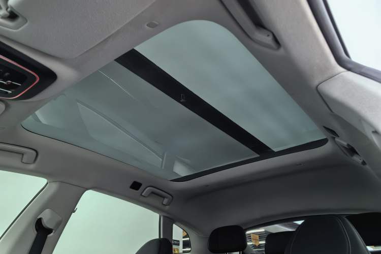 Used Zeekr 001 2023 WE Edition 100 kWh Interior 10