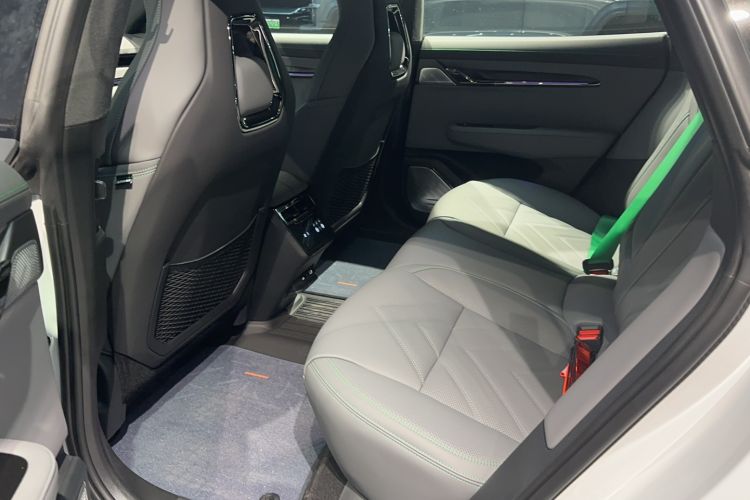 Used Zeekr 001 2023 WE Edition 100 kWh Interior 2