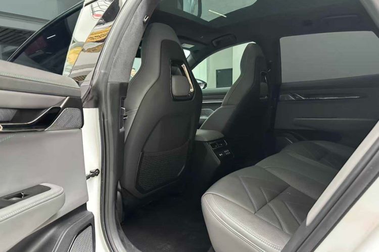 Used Zeekr 001 2023 WE Edition 100 kWh Interior 3