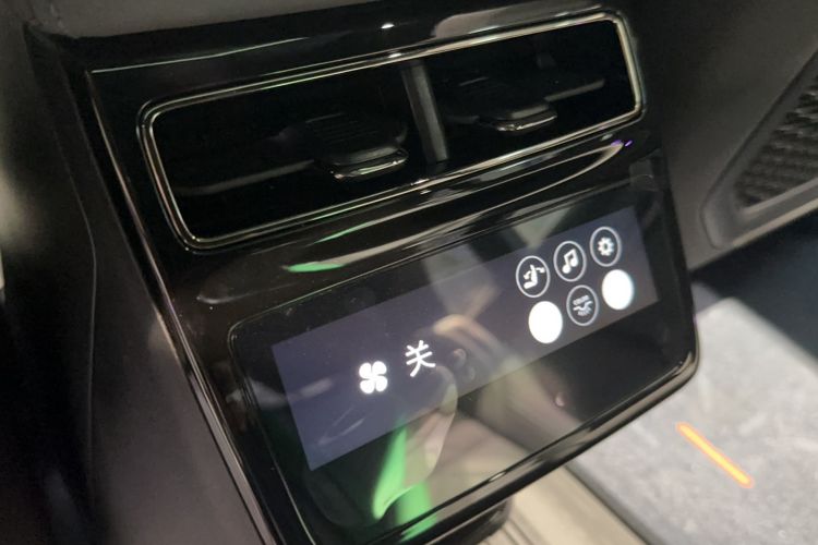 Used Zeekr 001 2023 WE Edition 100 kWh Interior 3