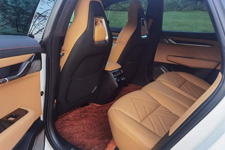 Used Zeekr 001 2023 WE Edition 100 kWh Interior 3