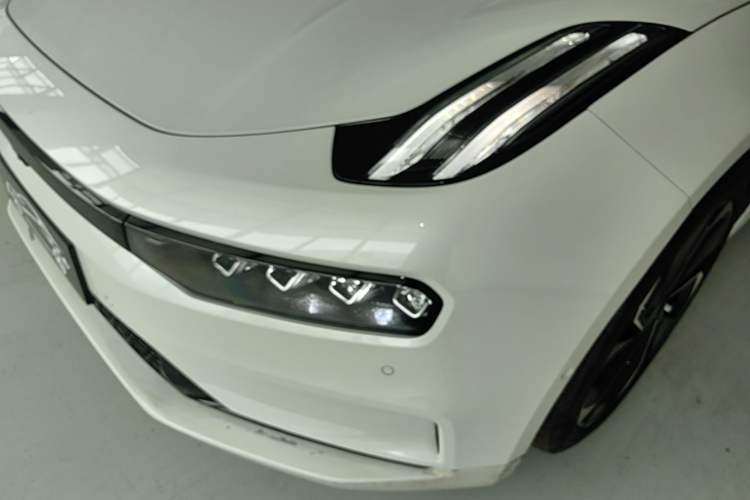 Used Zeekr 001 2023 WE Edition 86 kWh Left Front Headlight