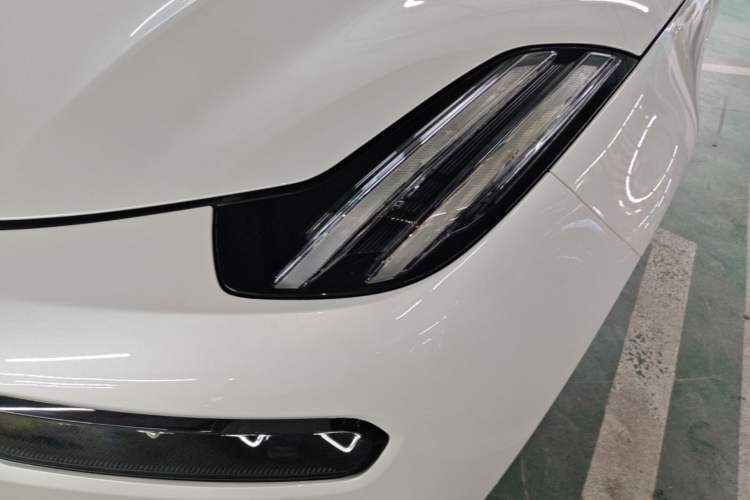 Used Zeekr 001 2023 WE Edition 86 kWh Left Front Headlight