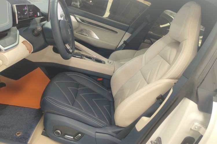 Used Zeekr 001 2023 WE Edition 86 kWh Left Front Seat