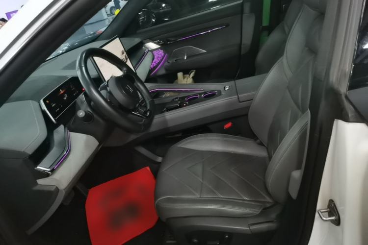 Used Zeekr 001 2023 WE Edition 100 kWh Left Front Seat