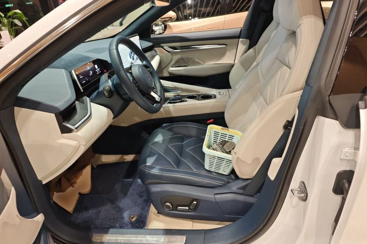 Used Zeekr 001 2023 WE Edition 86 kWh Left Front Seat
