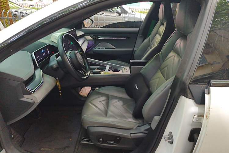 Used Zeekr 001 2023 WE Edition 100 kWh Left Front Seat