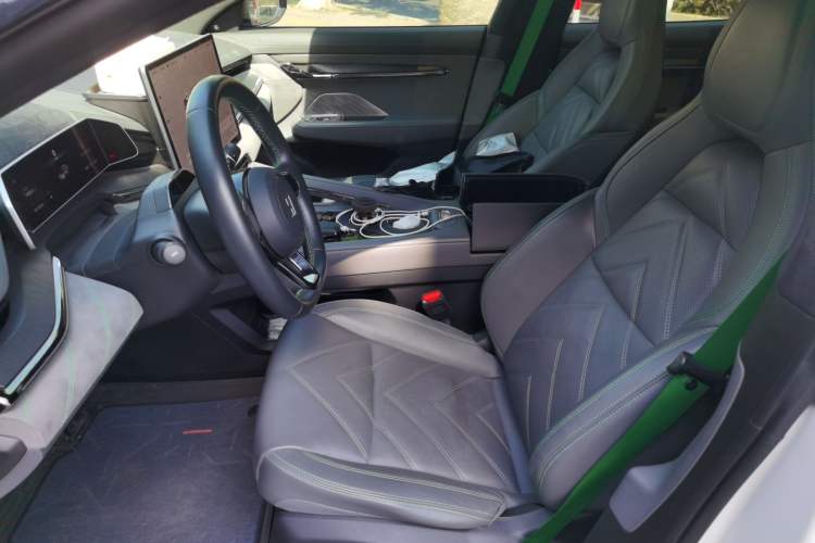 Used Zeekr 001 2023 WE Edition 100 kWh Left Front Seat