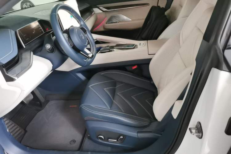 Used Zeekr 001 2023 ME Edition 100 kWh Left Front Seat
