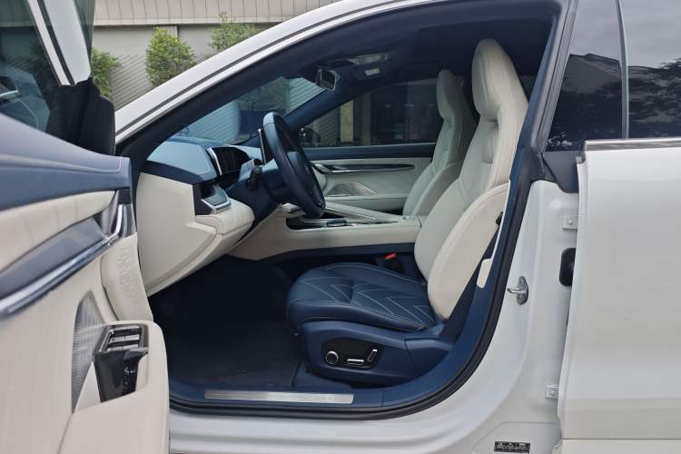 Used Zeekr 001 2023 WE Edition 100 kWh Left Front Seat