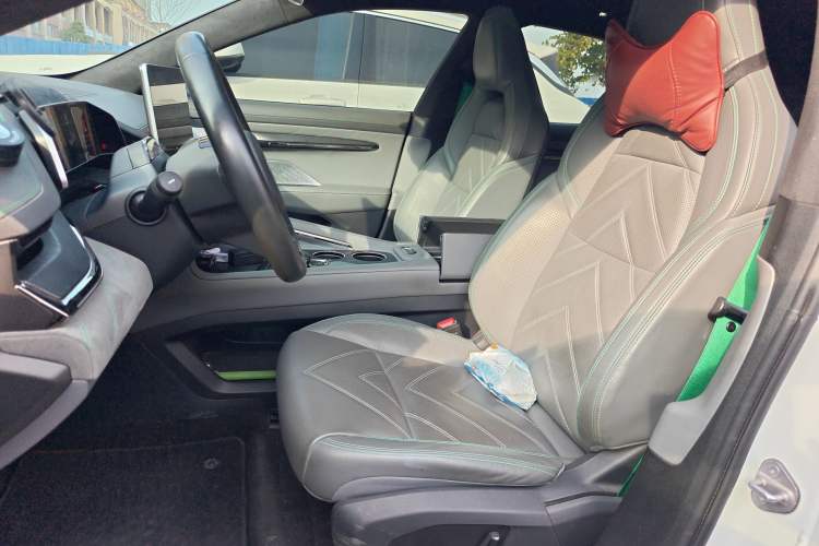 Used Zeekr 001 2023 WE Edition 100 kWh Left Front Seat