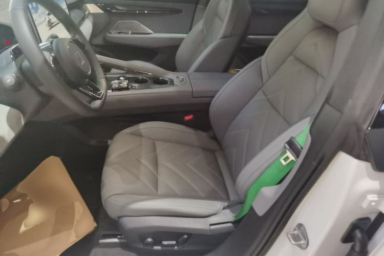 Used Zeekr 001 2023 WE Edition 100 kWh Left Front Seat