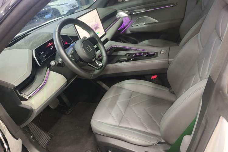 Used Zeekr 001 2023 WE Edition 86 kWh Left Front Seat