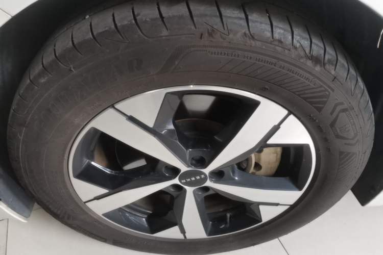 Used Zeekr 001 2023 WE Edition 100 kWh Left Front Wheel Hub
