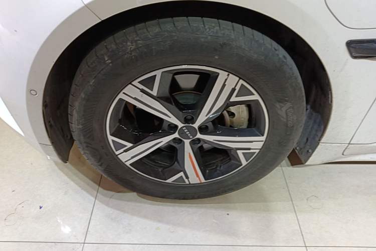 Used Zeekr 001 2023 WE Edition 100 kWh Left Front Wheel Hub
