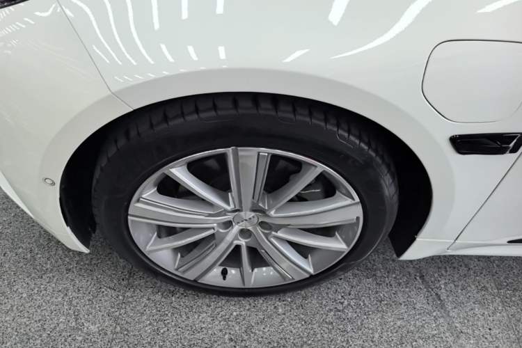 Used Zeekr 001 2023 WE Edition 100 kWh Left Front Wheel Hub