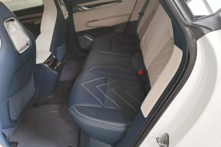 Used Zeekr 001 2023 ME Edition 100 kWh Left Rear Seat