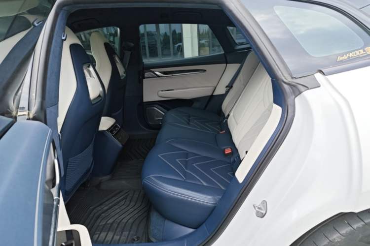 Used Zeekr 001 2023 WE Edition 86 kWh Left Rear Seat