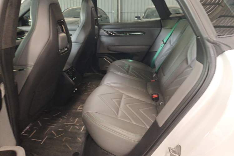 Used Zeekr 001 2023 ME Edition 100 kWh Left Rear Seat