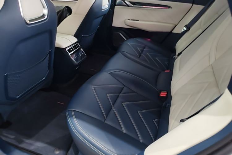 Used Zeekr 001 2023 WE Edition 100 kWh Left Rear Seat