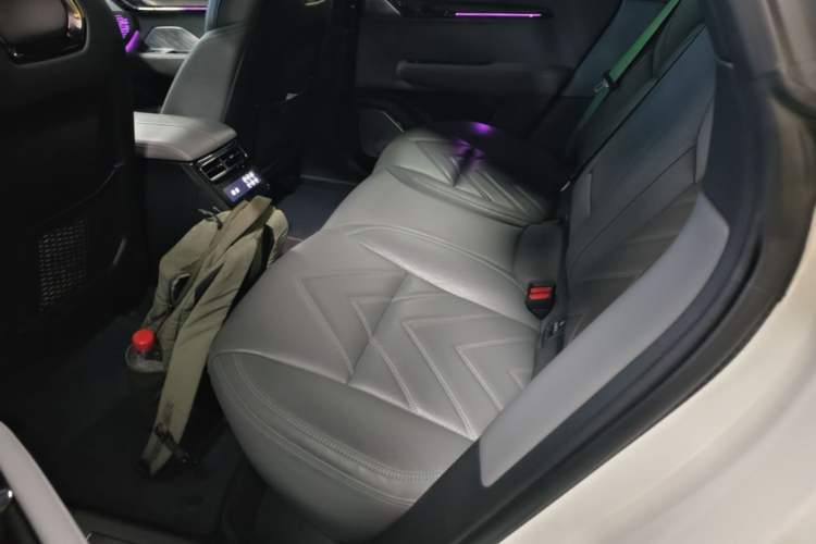 Used Zeekr 001 2023 WE Edition 86 kWh Left Rear Seat